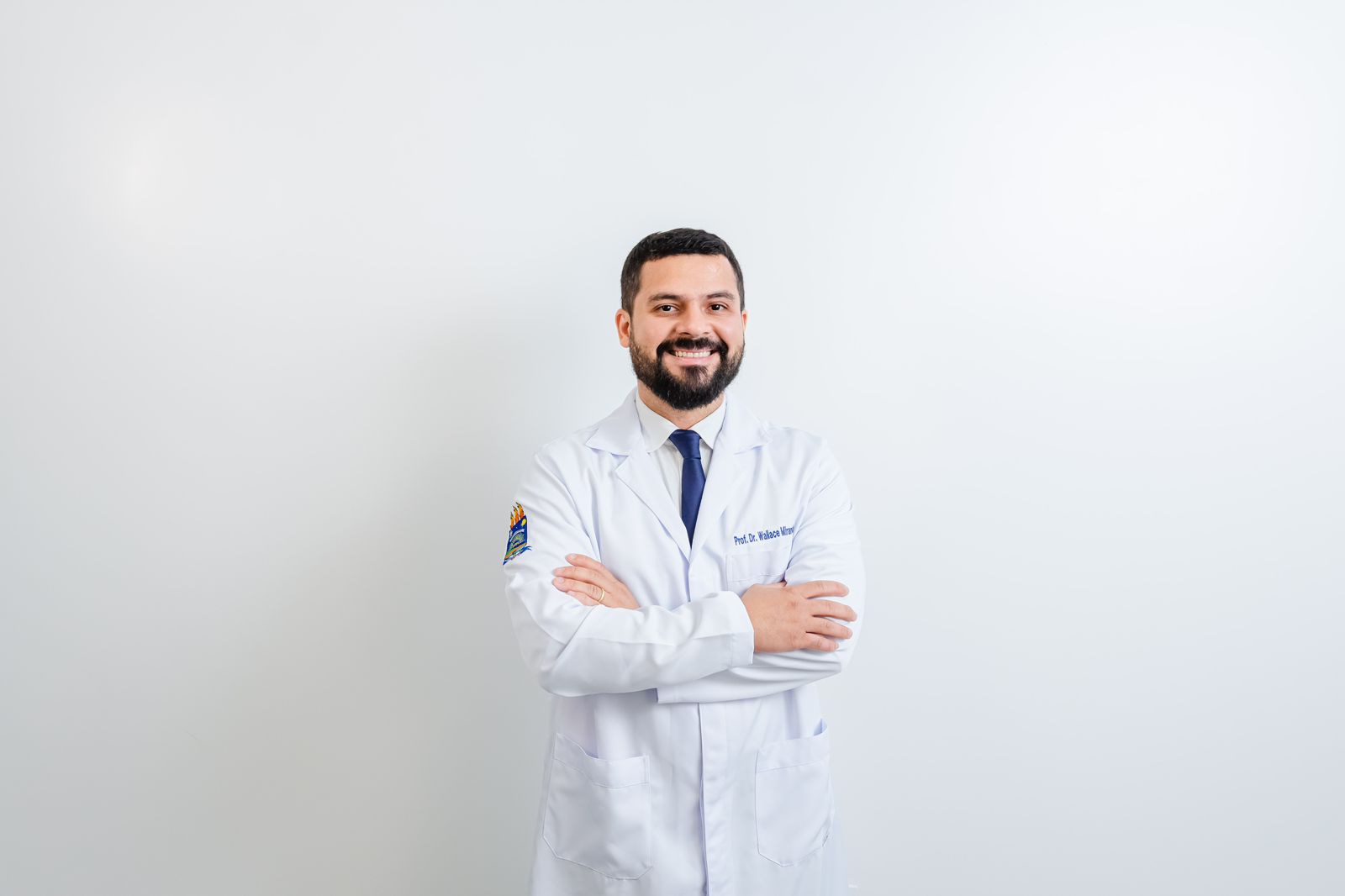Dr. Wallace Miranda